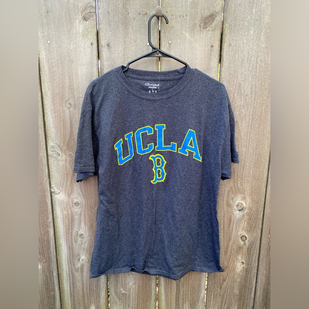 UCLA Bruins Graphic T Shirt Size Large